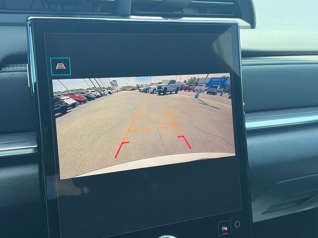 Used 2025 White GMC Elevation image 22
