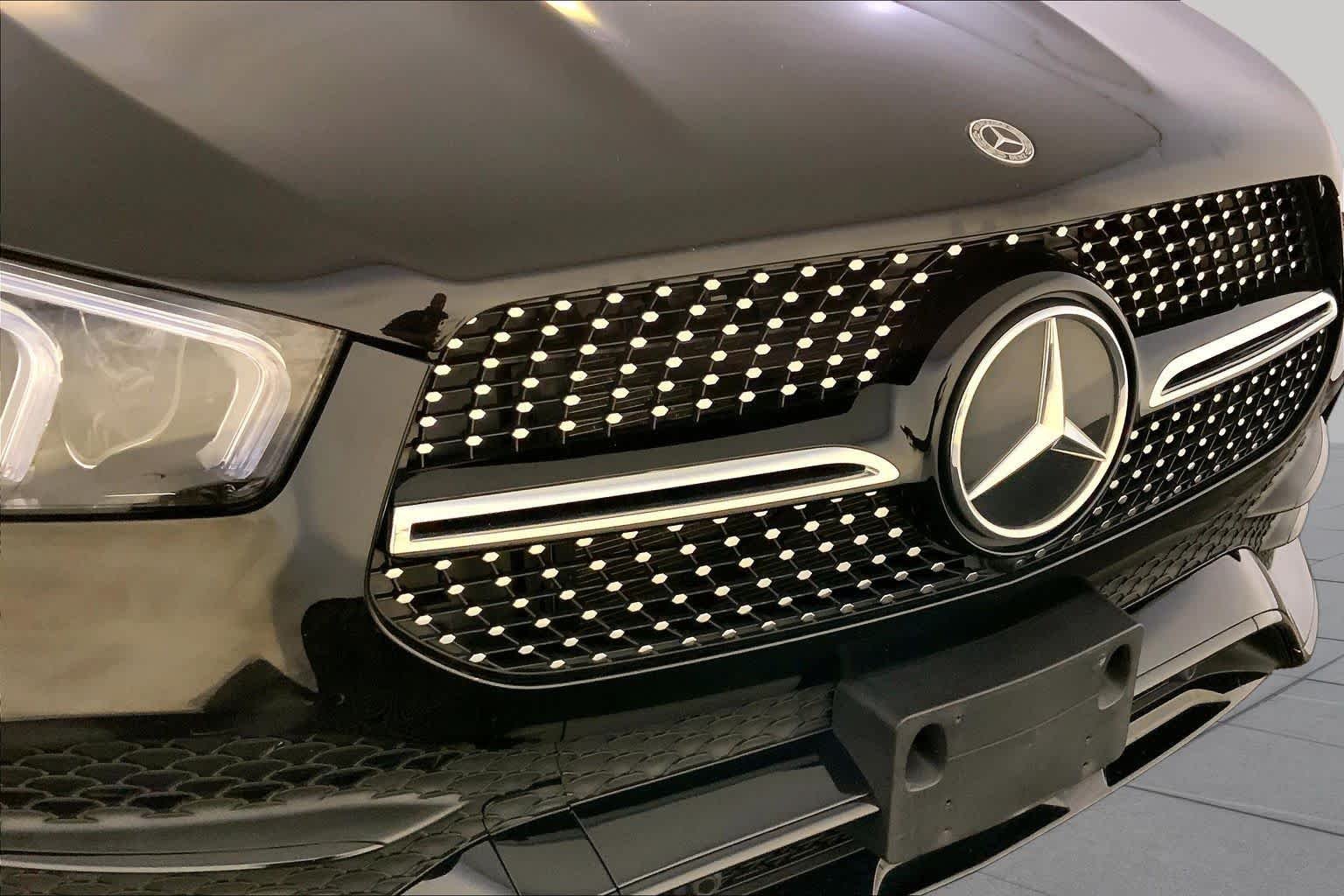 Certified Used 2022 Black Mercedes-Benz GLE 350 image 32