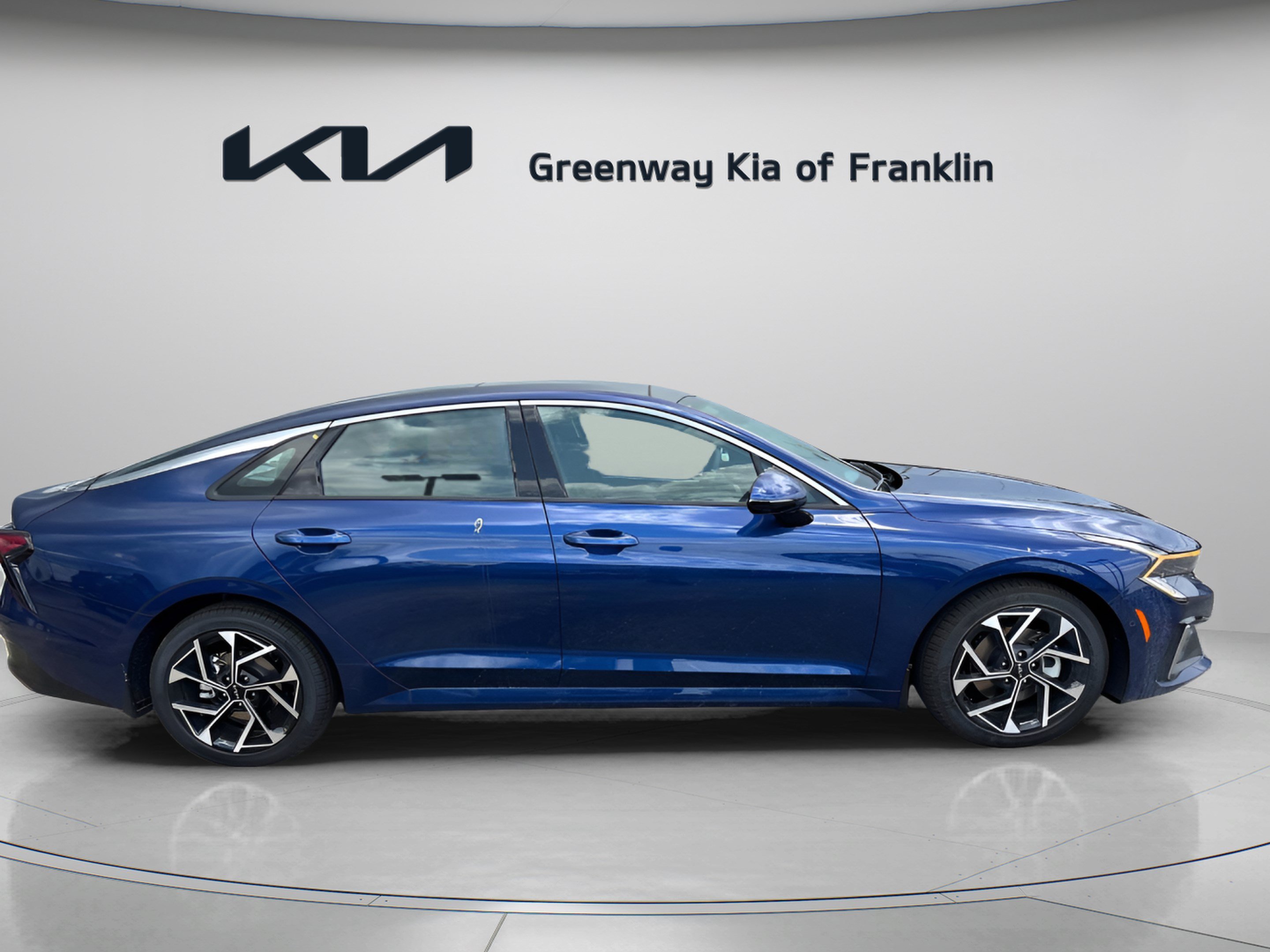 2025 Kia K5 EX - Photo 8