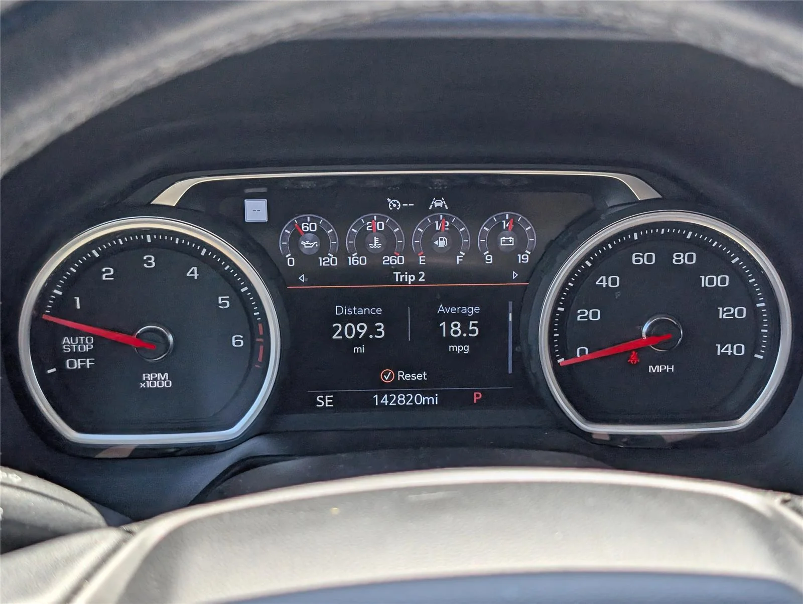 Used 2021 Iridescent Pearl Tricoat Chevrolet Premier image 21