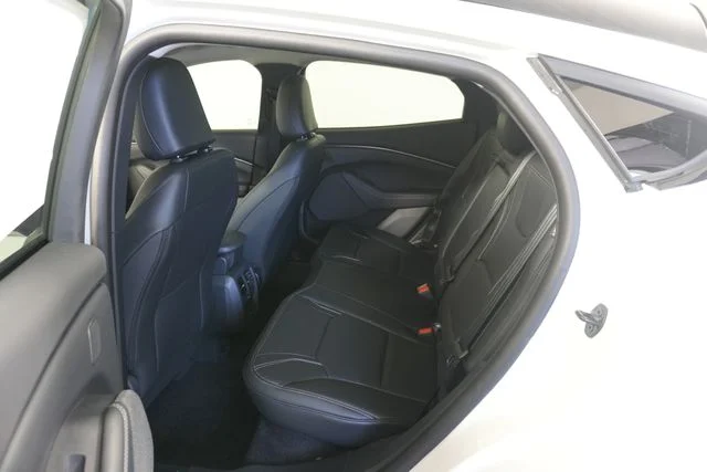 New 2026 Star White Metallic Tri-coat Ford Premium image 25