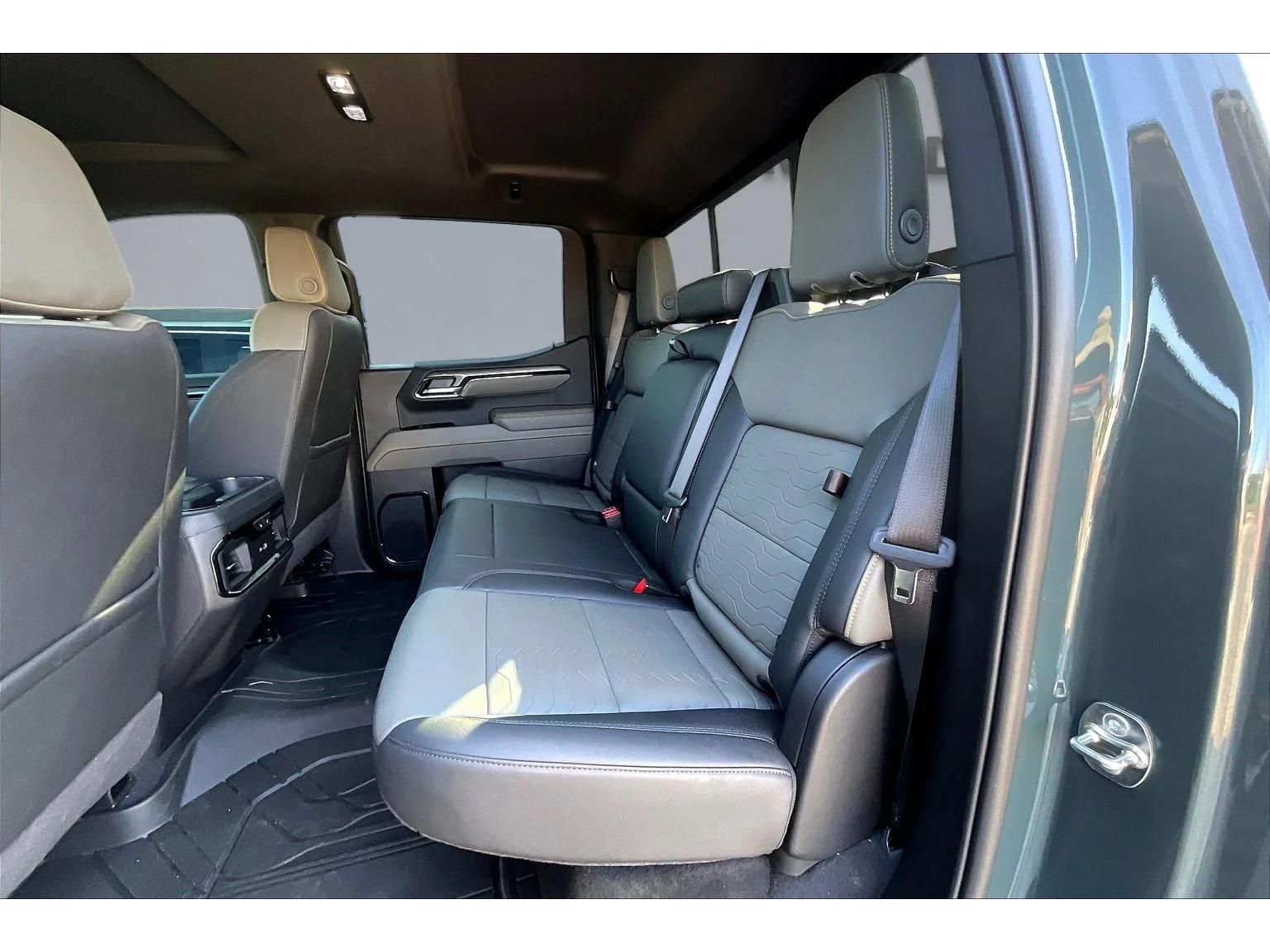 Used 2026 Cypress Gray Chevrolet ZR2 image 18