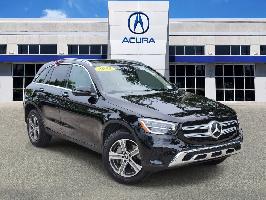 Used 2022 Black Mercedes-Benz GLC 300 image 1