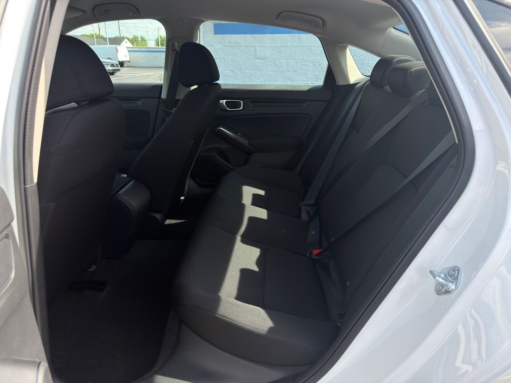 New 2026 Platinum White Pearl Honda LX image 18