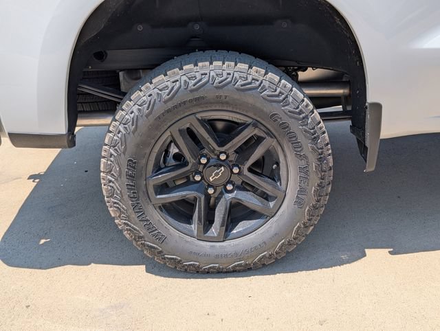 2026 Chevrolet Silverado 1500 LT Trail Boss - Photo 3