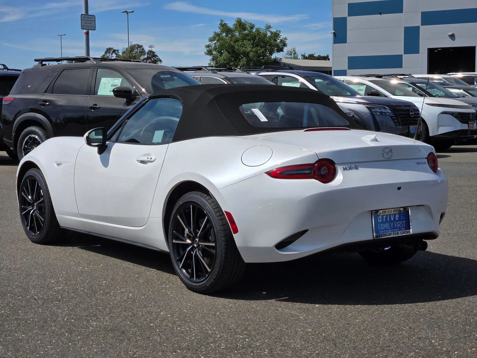 New 2026 Snowflake White Pearl Mica Mazda Grand Touring image 26