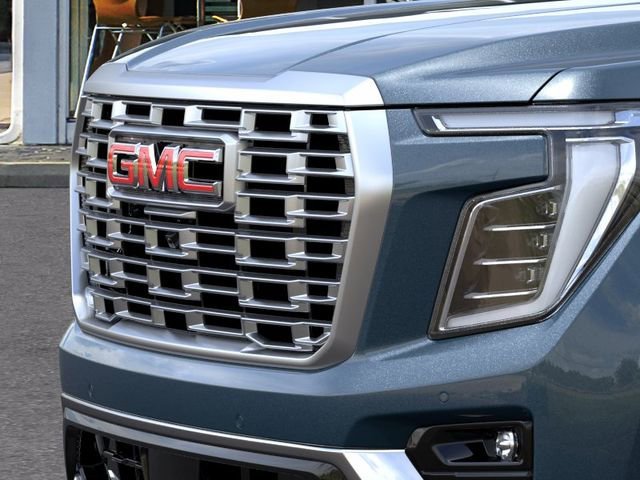 2026 GMC Yukon Denali - Photo 13
