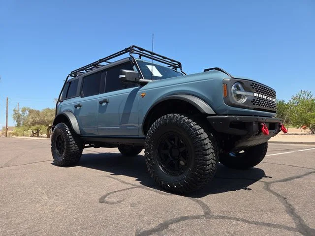 Used 2021 Green Ford Badlands image 1