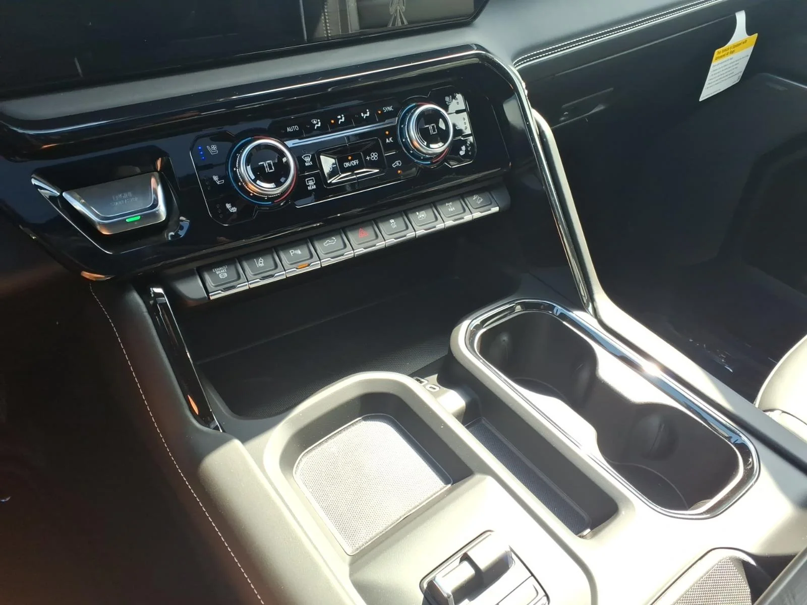 2026 GMC Sierra 2500HD AT4X - Photo 18