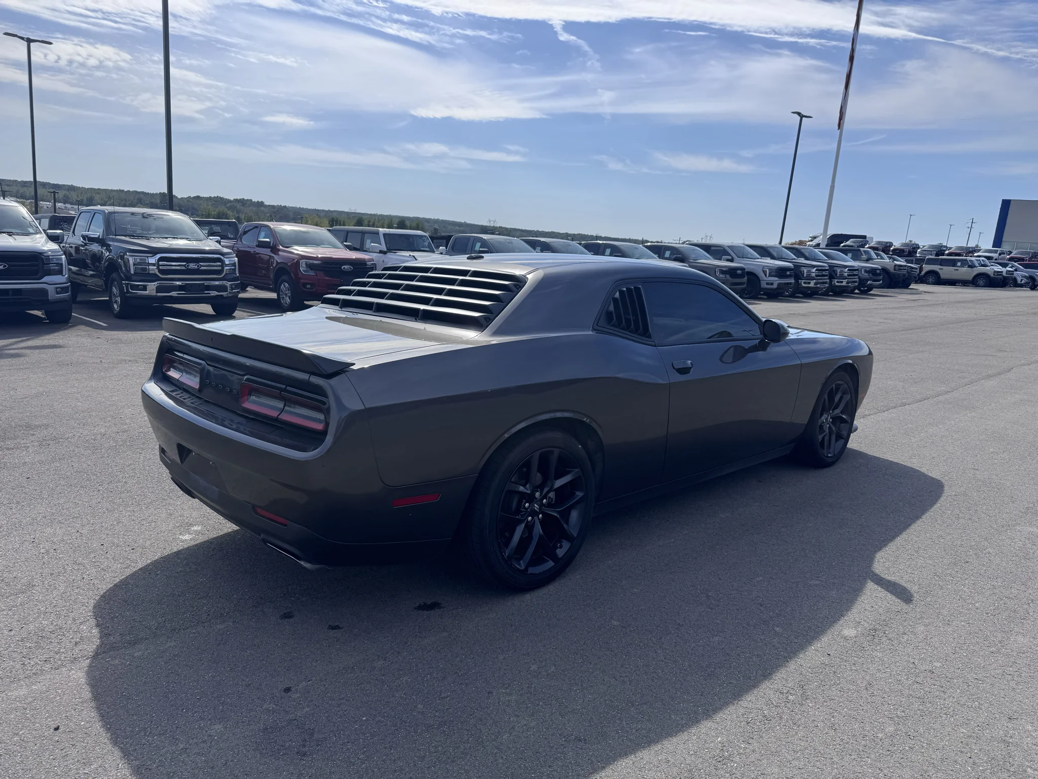 Used 2023 Granite Pearlcoat Dodge R/T image 6
