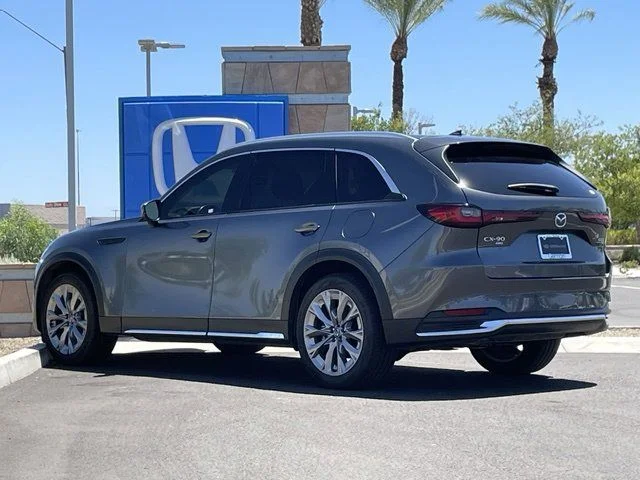 Used 2024 Machine Gray Metallic Mazda 3.3 Turbo Premium Plus image 5