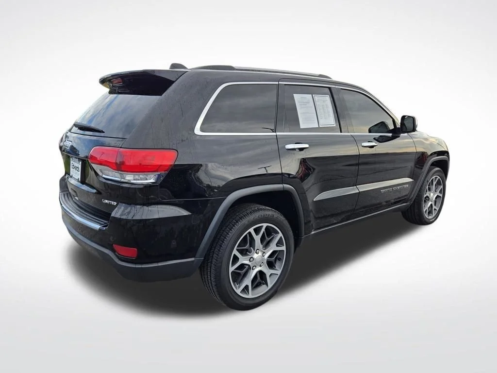Used 2019 Black Jeep Limited image 3