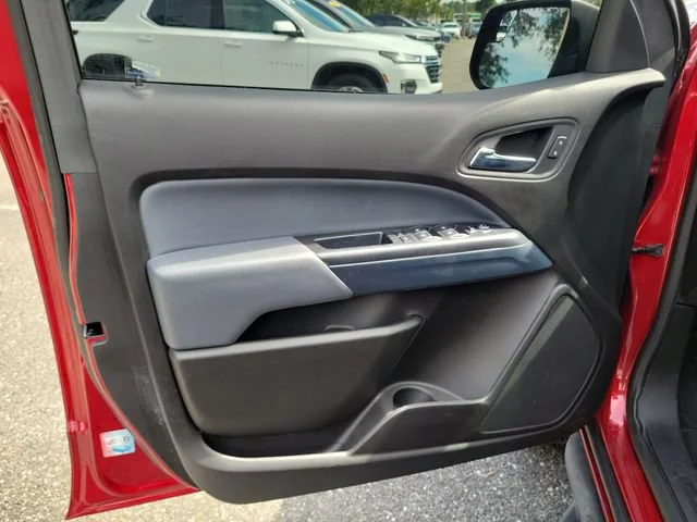 2021 Chevrolet Colorado Z71 - Photo 25