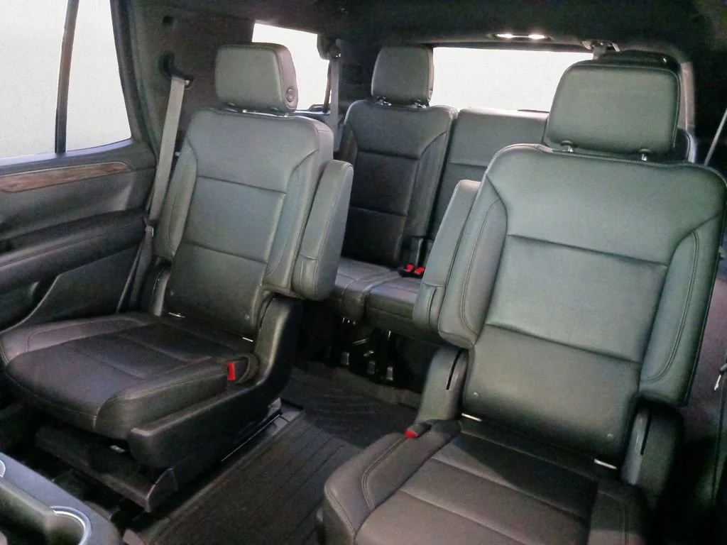 Used 2021 BLACK Chevrolet LT image 9