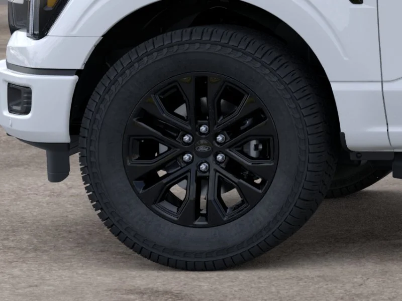 New 2026 Oxford White Ford Lariat® image 19