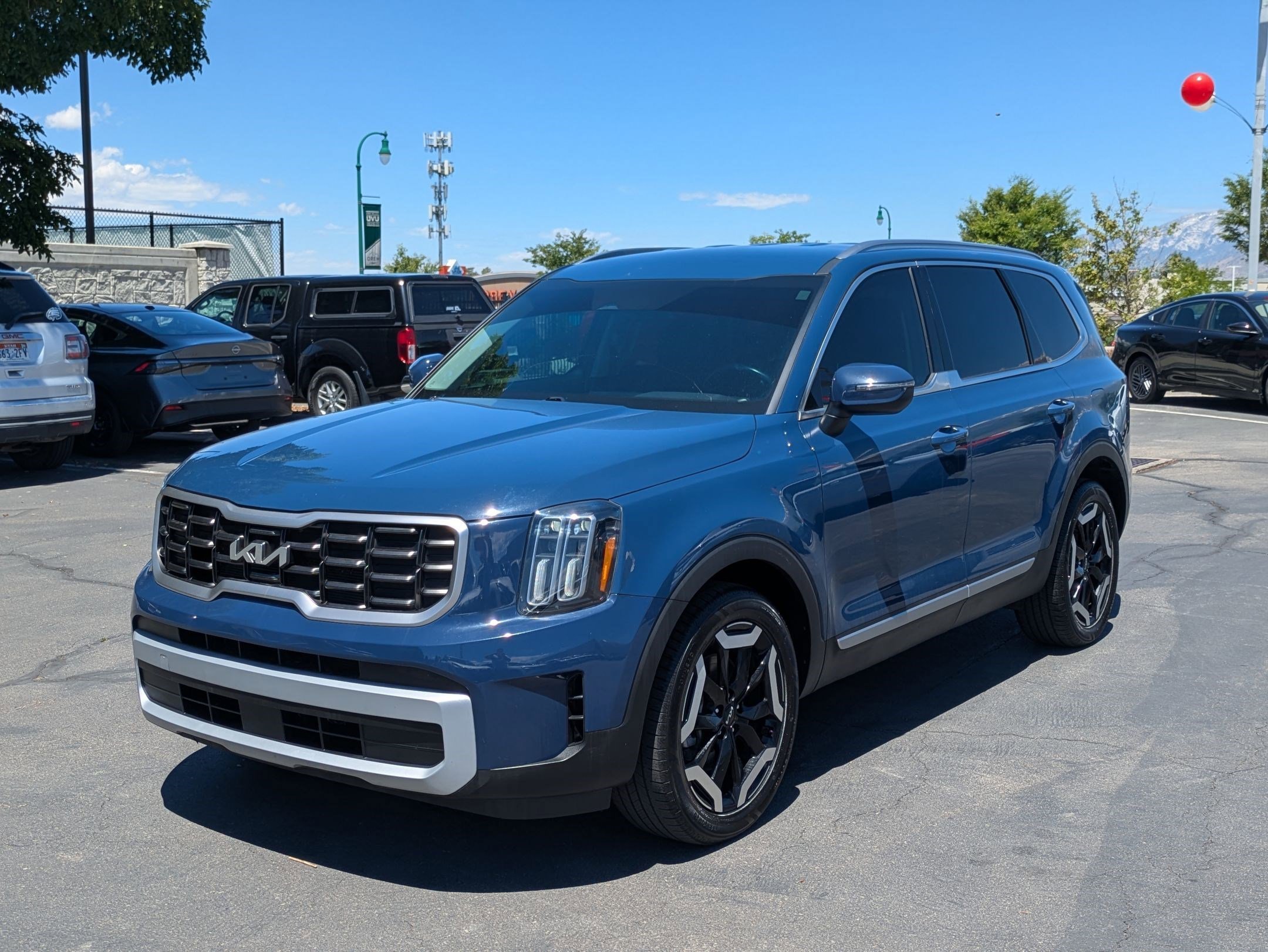 Used 2023 Midnight Lake Blue Kia S image 8