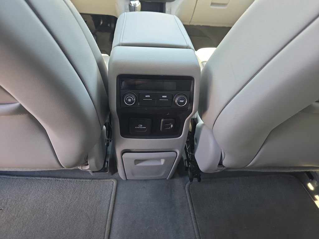 Used 2019 Red Quartz Tintcoat GMC SLT-1 image 32