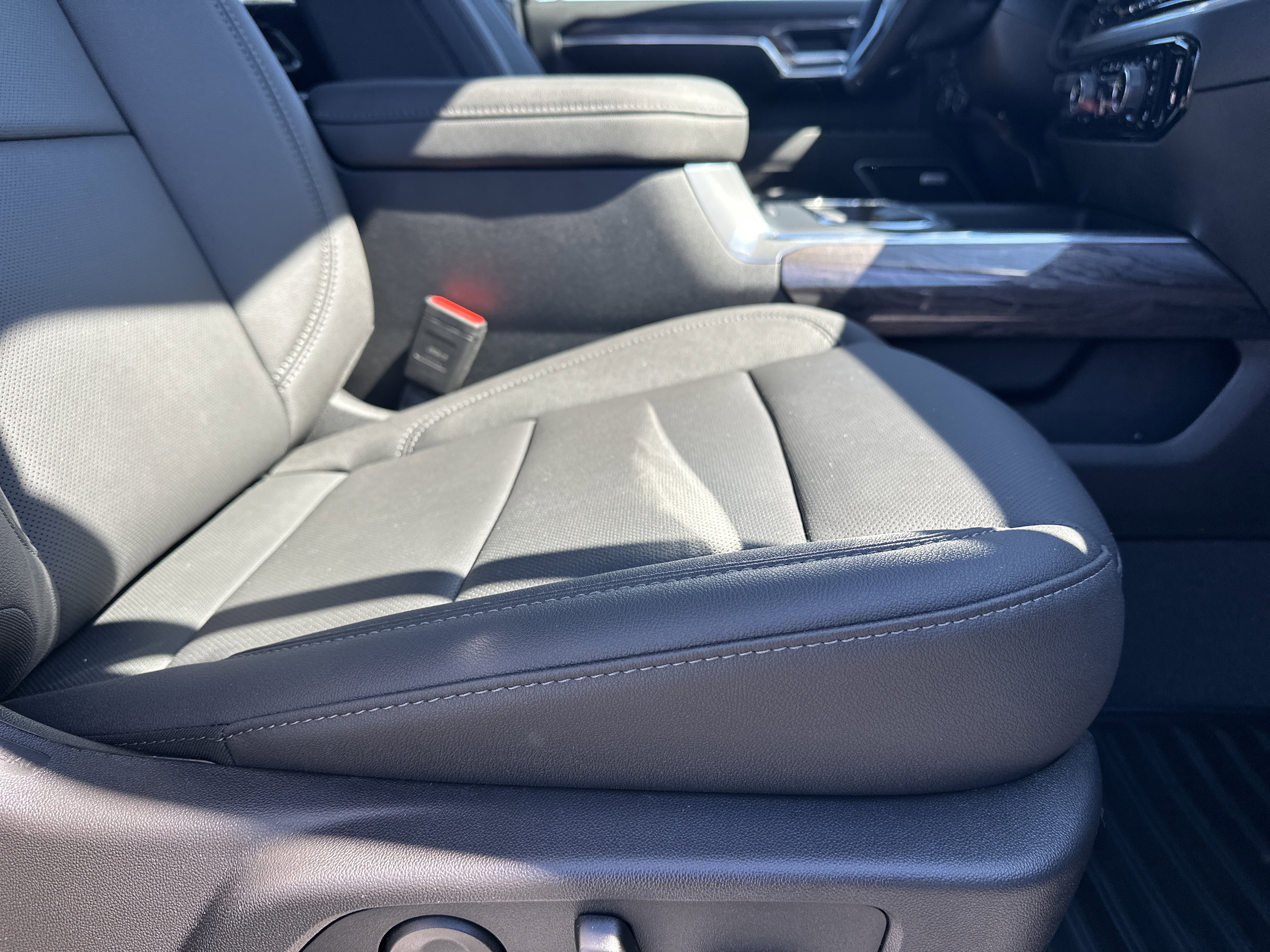 2026 Chevrolet Silverado 2500 HD LTZ - Photo 14