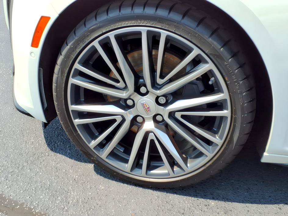 Used 2021 Rift Metallic Cadillac V-Series image 9