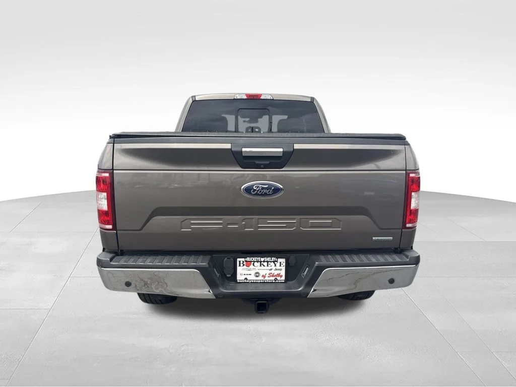 Used 2018 Gray Ford XLT image 4