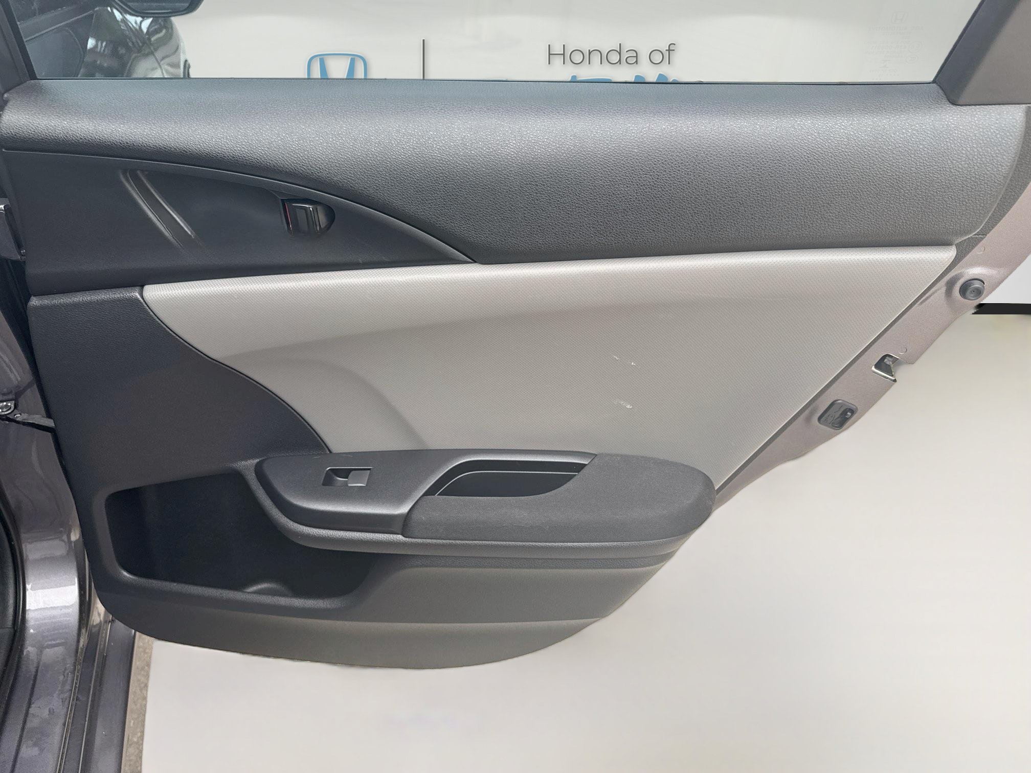 Used 2019 Modern Steel Metallic Honda LX image 30