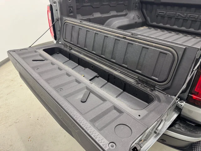 Used 2023 Sterling Metallic GMC Denali image 50