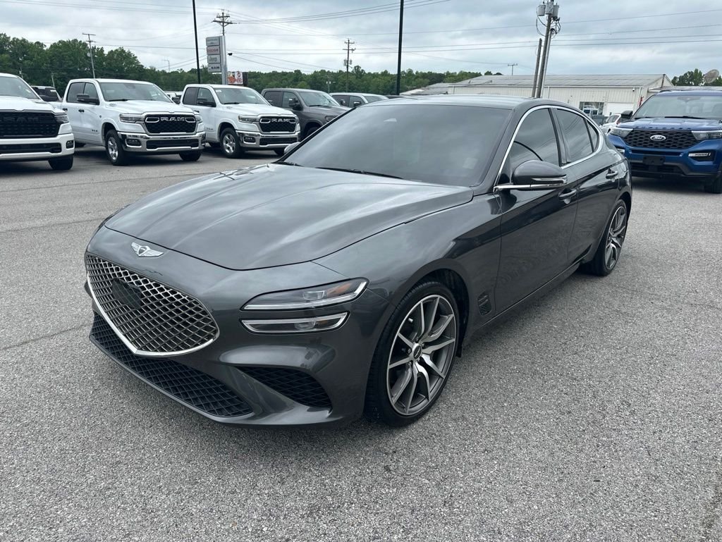 Used 2023 Makalu Gray Genesis 2.0T image 3