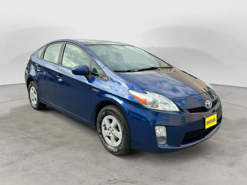 Used 2010 Blue Toyota IV image 5