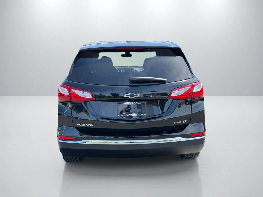 Used 2021 MOSAIC BLACK METALLIC Chevrolet LT image 6