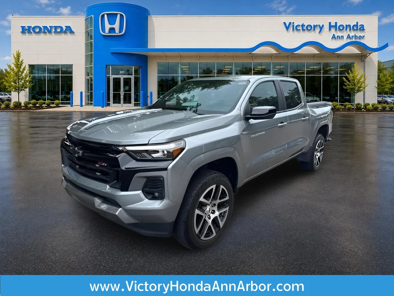 Used 2023 Sterling Gray Metallic Chevrolet Z71 image 1