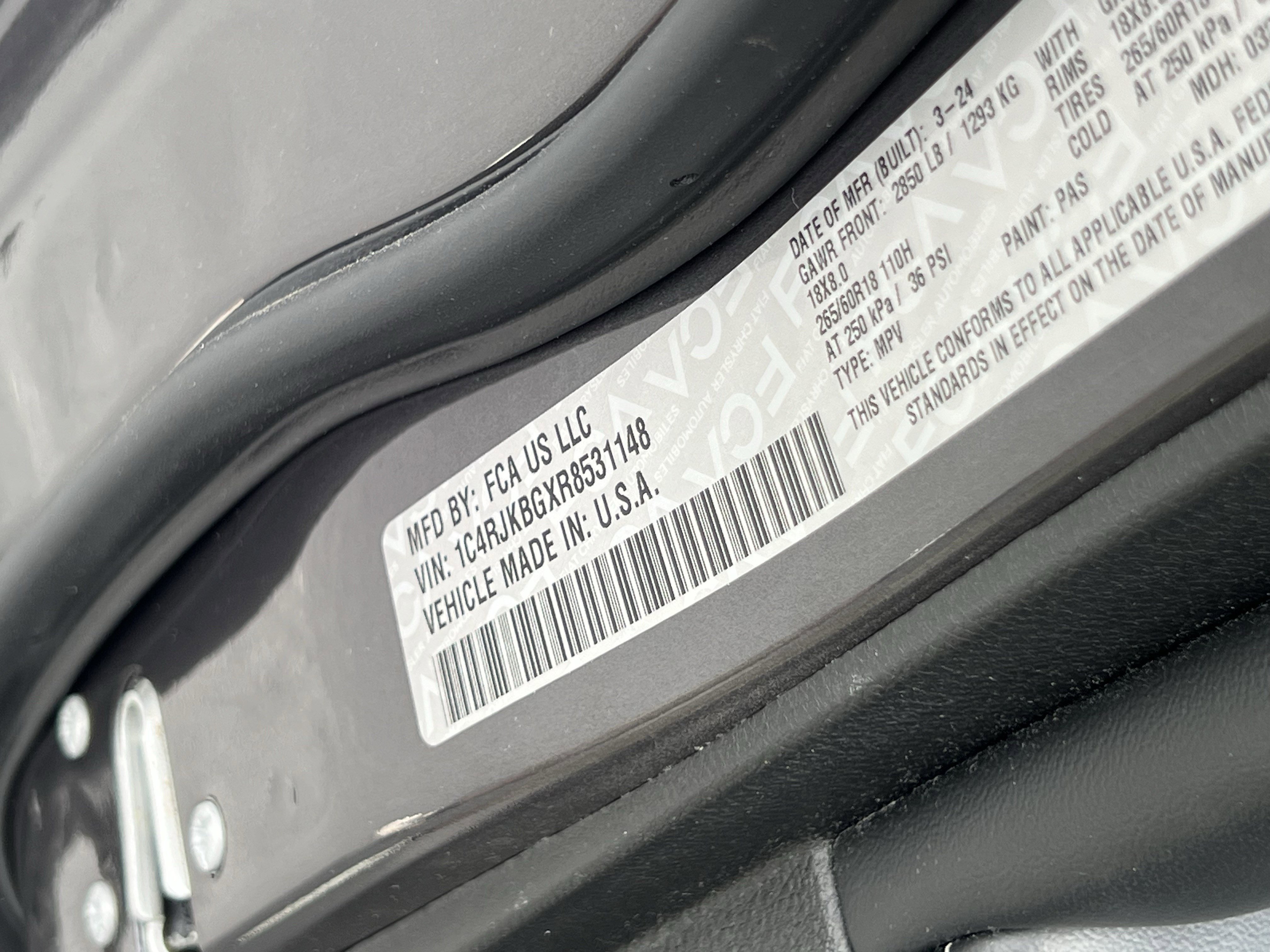 Used 2024 Baltic Gray Metallic Clearcoat Jeep Limited image 41