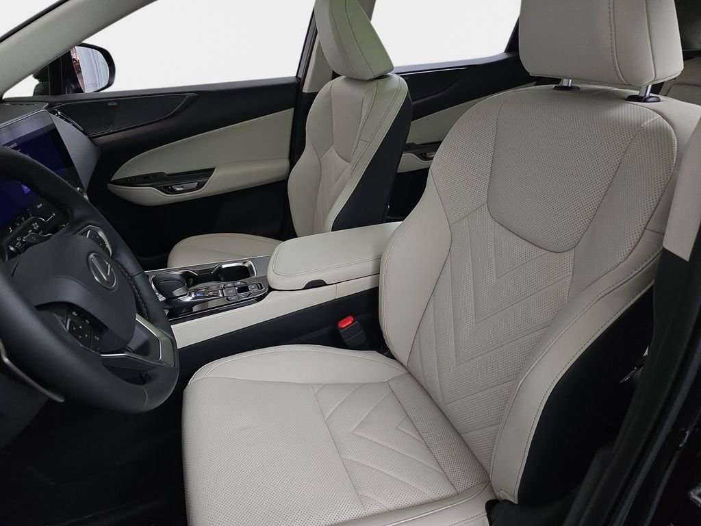 2026 Lexus NX 450h+ Luxury - Photo 15