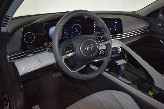 New 2026 Black Hyundai Limited image 28