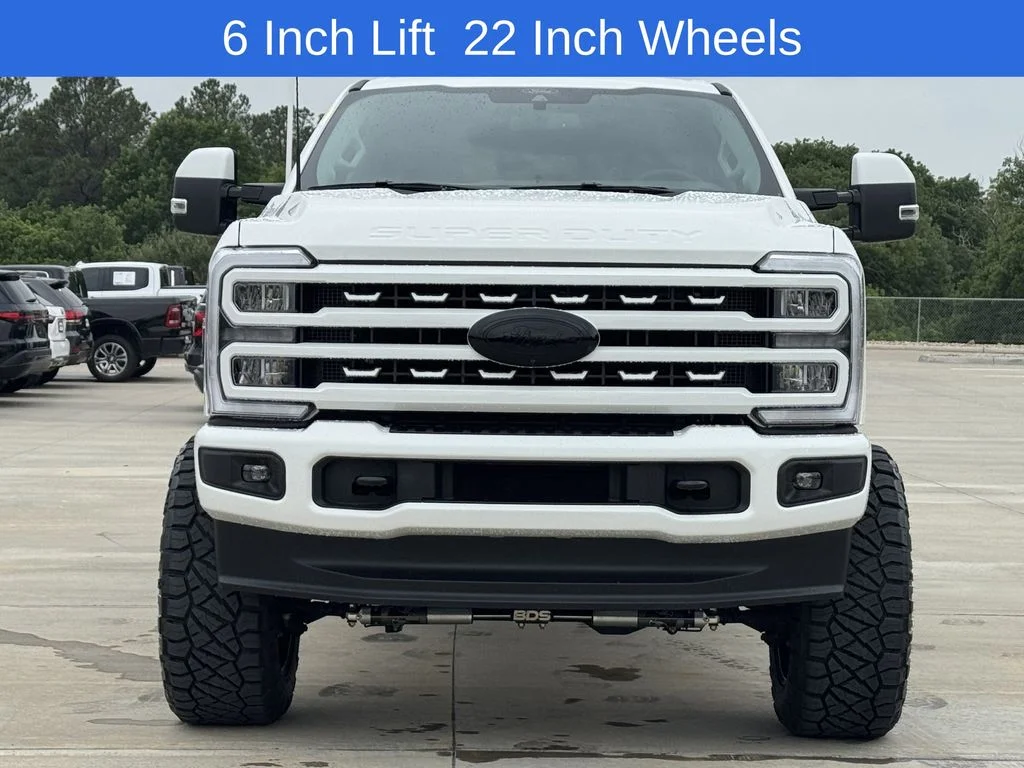 Used 2025 White Ford Lariat image 7
