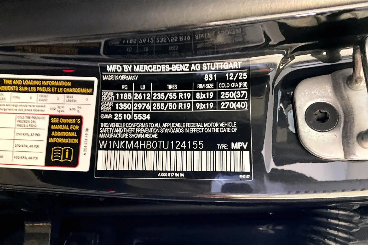 New 2026 Graphite Grey Metallic Mercedes-Benz GLC 300 image 12