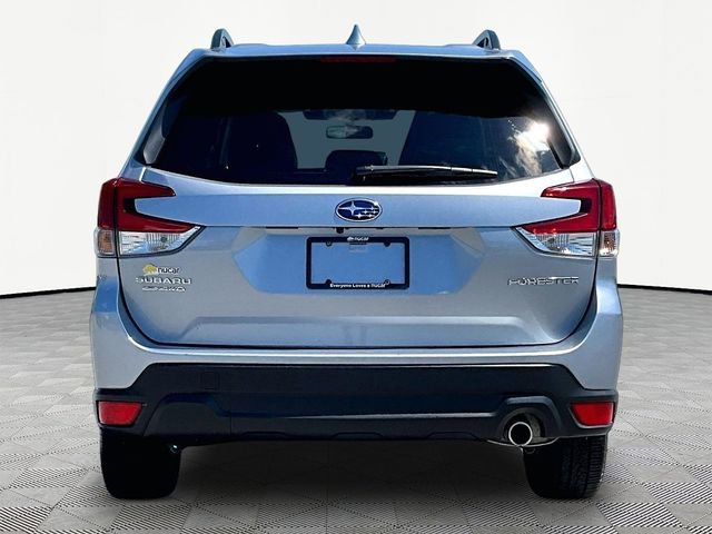 Used 2023 Ice Silver Metallic Subaru Limited image 5