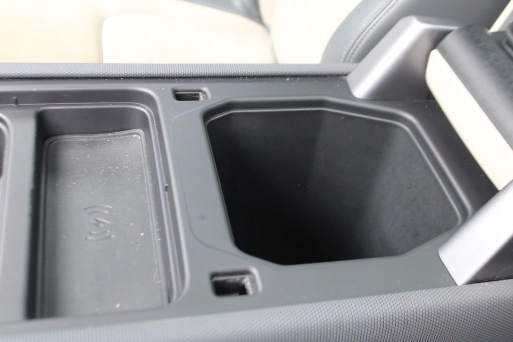 2022 Land Rover Defender X-Dynamic SE - Photo 23