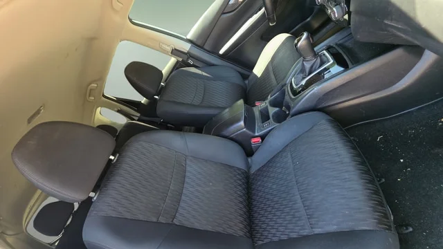 Used 2018 Glacier White Nissan SV image 11