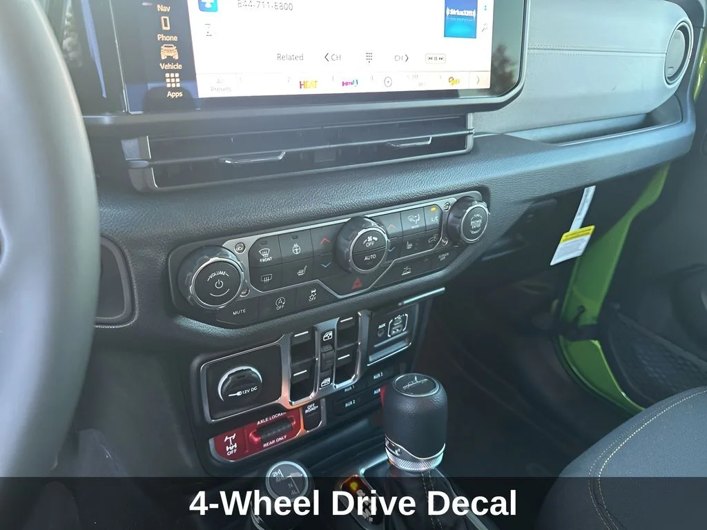 2025 Jeep Gladiator Willys - Photo 39