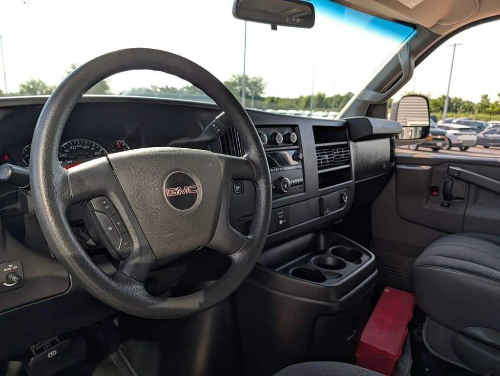 Used 2020 White GMC Work Van image 12
