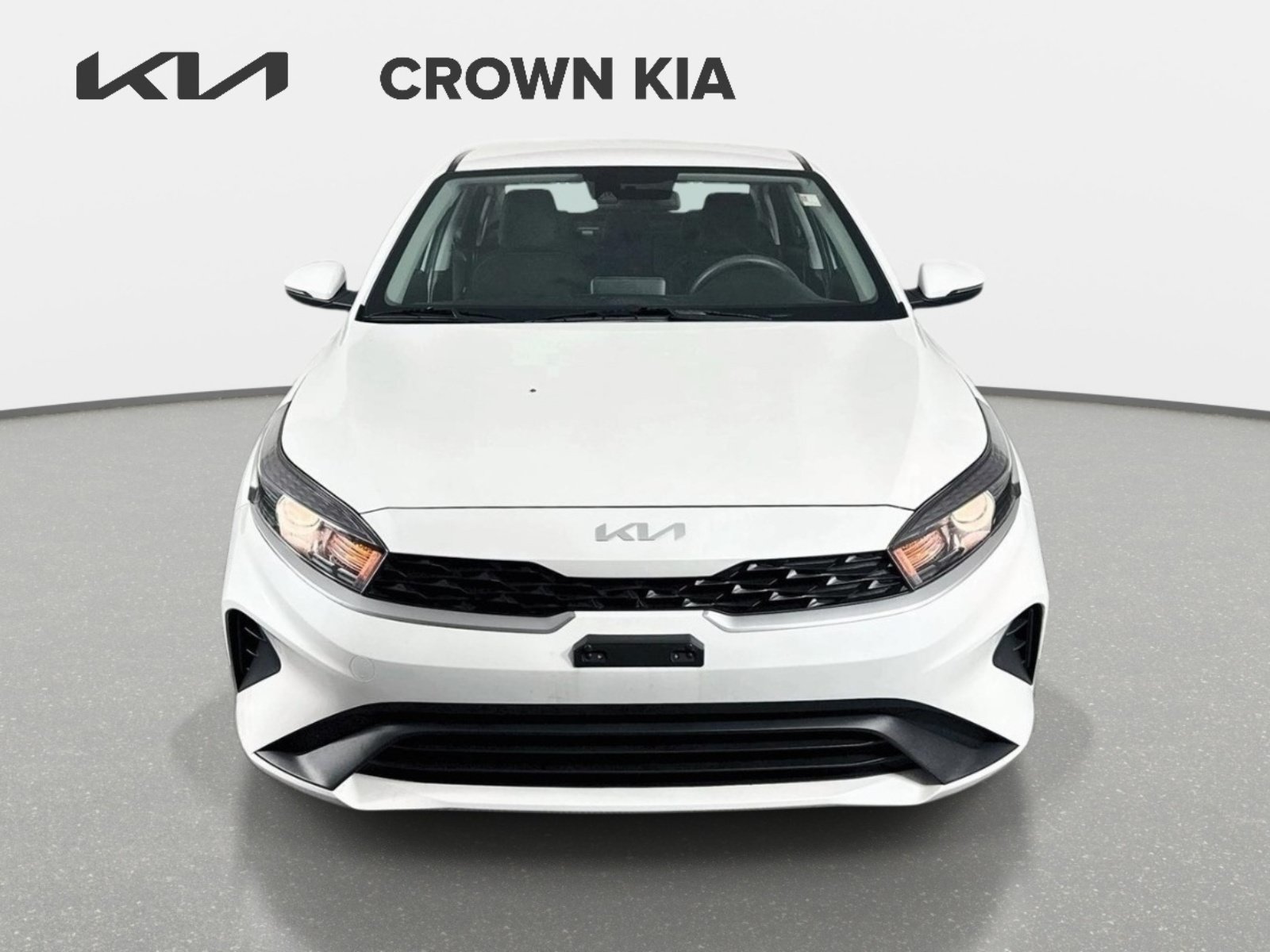 Used 2023 Snow White Pearl Kia LXS image 2