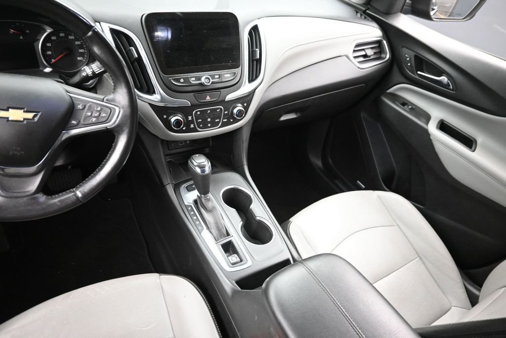 Used 2020 Blue Chevrolet Premier image 17