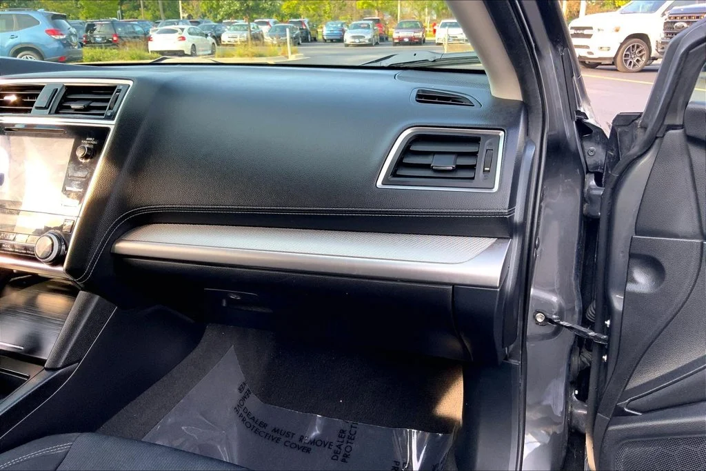Used 2018 Gray Subaru 2.5i image 19