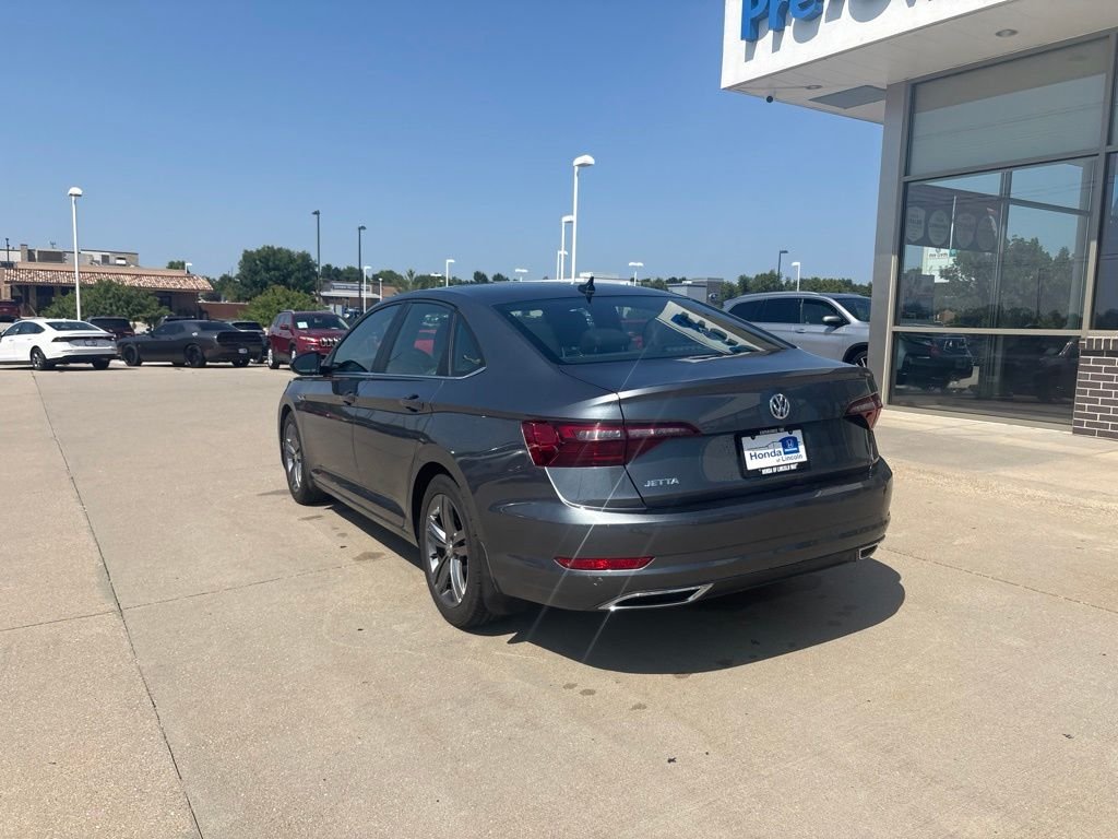 Used 2021 Gray Volkswagen R-Line image 7