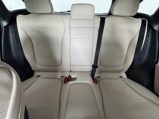 Certified Used 2026 Polar White Mercedes-Benz GLC 300 image 8