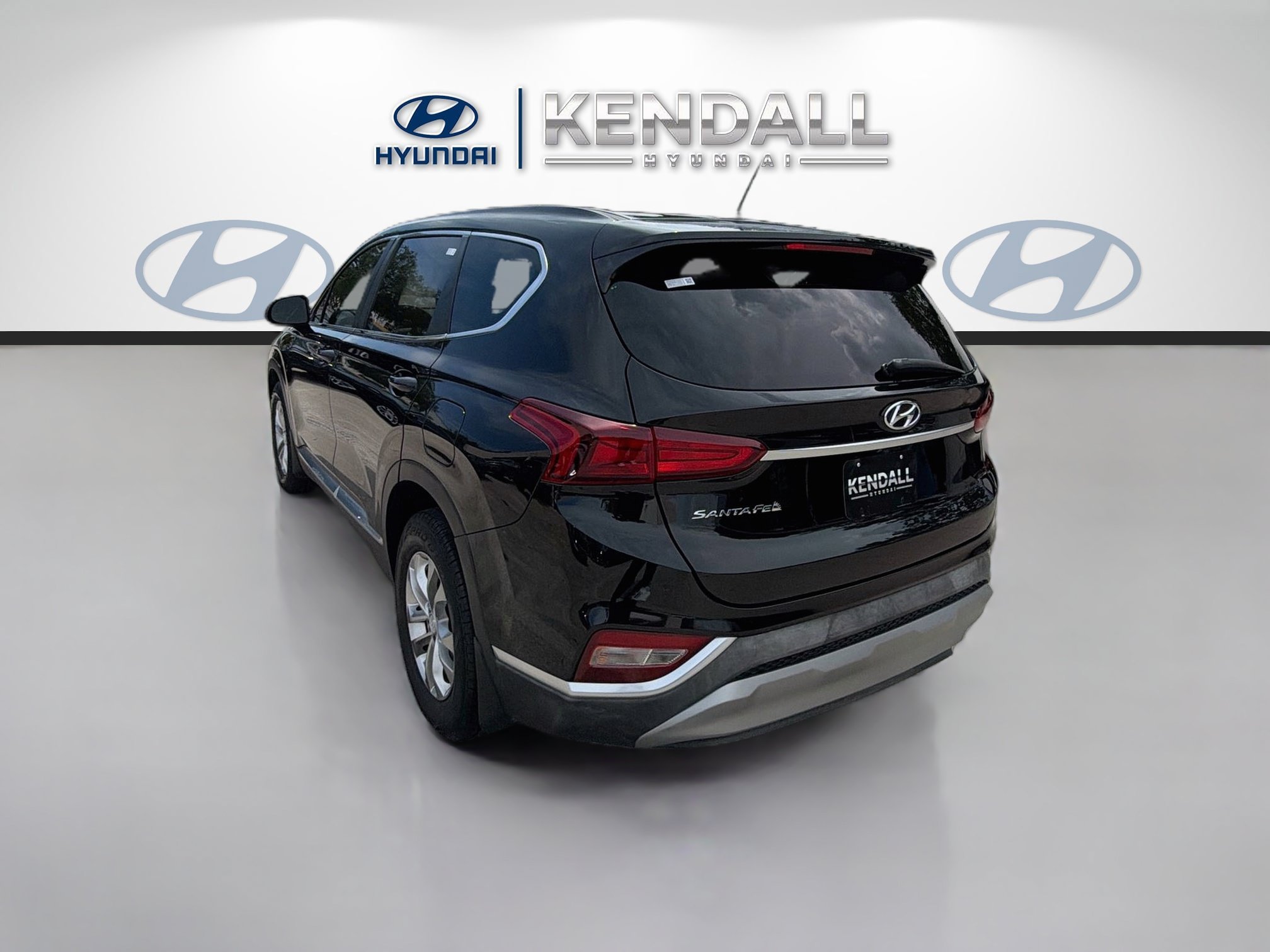 Used 2020 Twilight Black Hyundai SE image 4