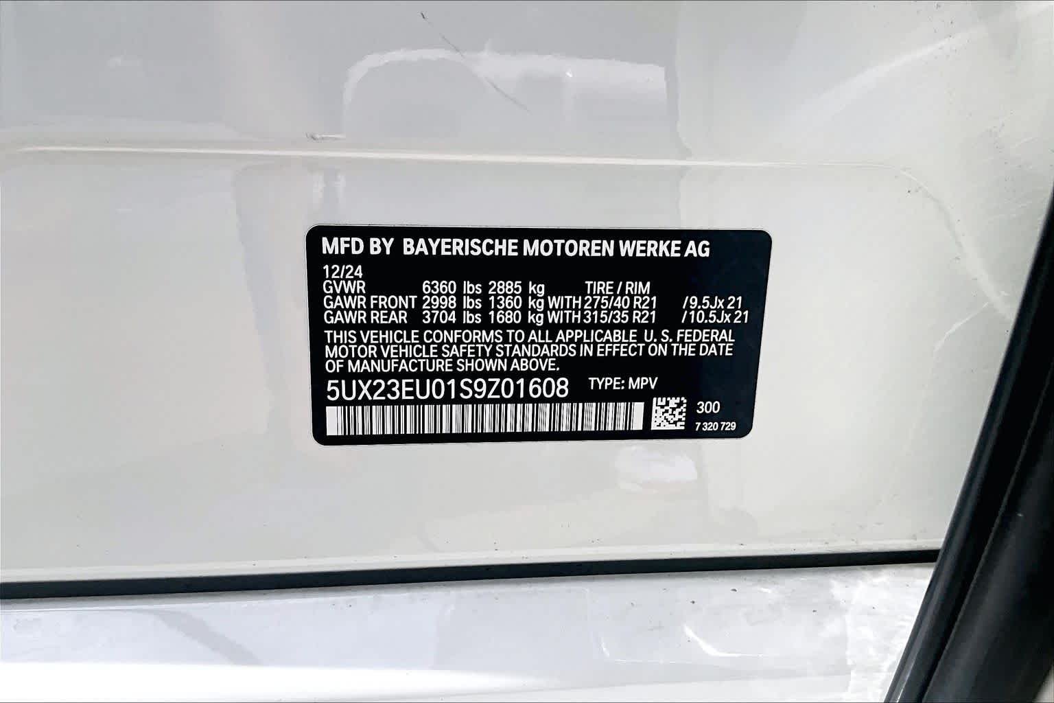 Used 2025 Alpine White BMW xDrive40i image 34