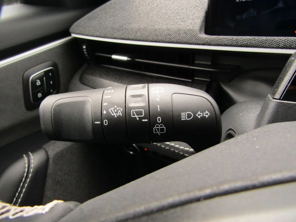Used 2025 Desert Sand Ford GT image 31
