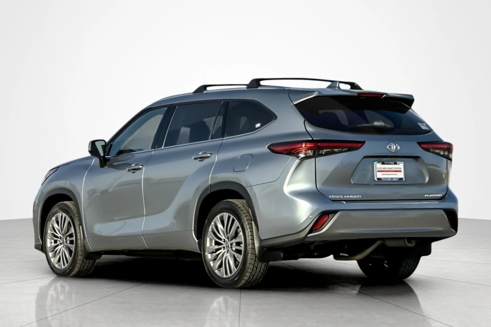 Certified Used 2022 Moon Dust Toyota Platinum image 3