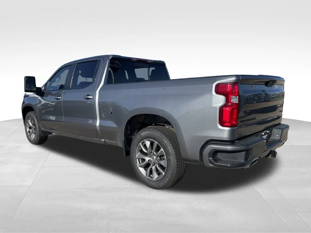 Used 2021 Gray Chevrolet RST image 6